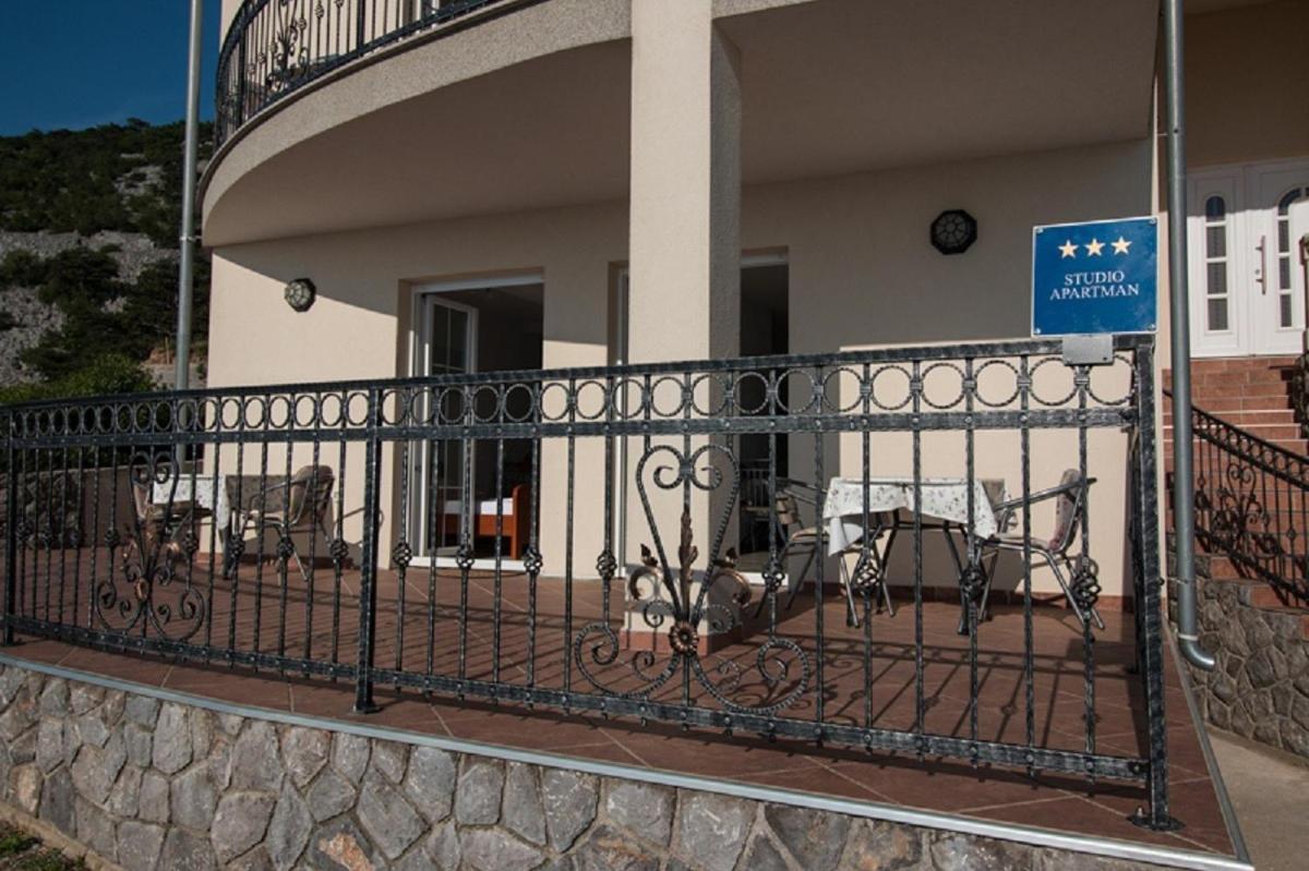 Mima Apartment Sveti Juraj Bagian luar foto