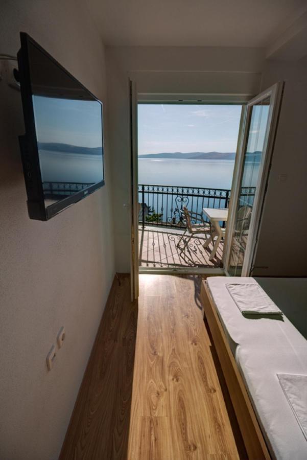 Mima Apartment Sveti Juraj Bagian luar foto
