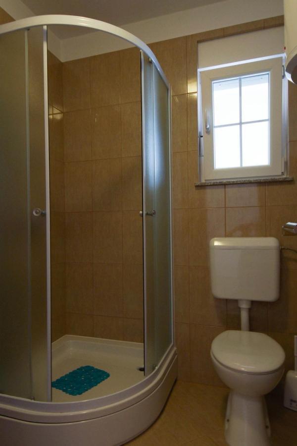Mima Apartment Sveti Juraj Bagian luar foto